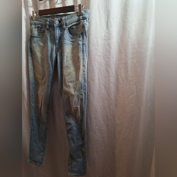 American Eagle light wash jeggings super stretch size 6 - Picture 3 of 5
